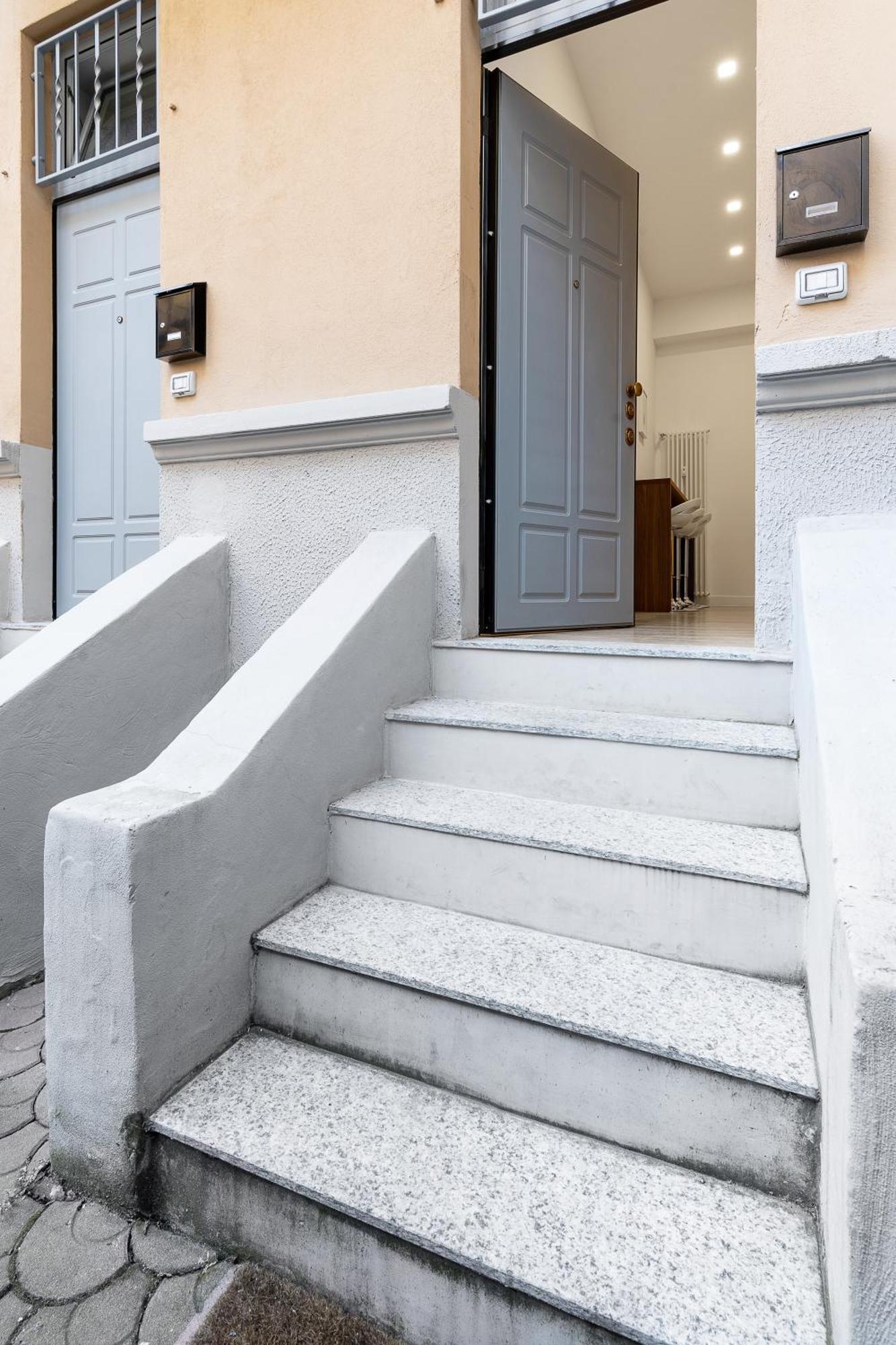 Charming Loft Fashion & Design Tortona District Apartment Milan Bagian luar foto